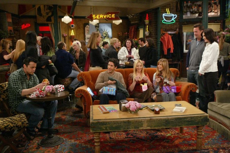 ‘Friends’ Central Perk sofa heads to Dubai on world tour