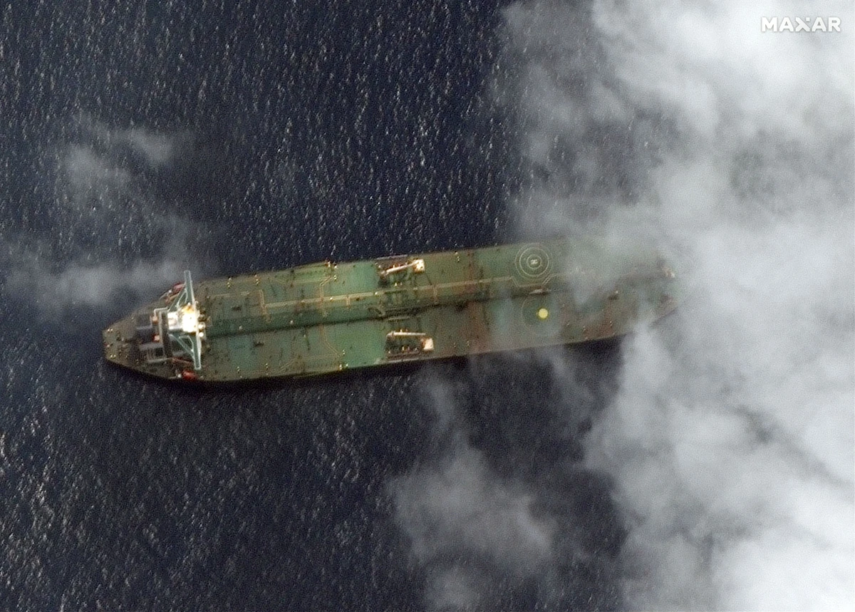 Handout image obtained September 7, 2019, courtesy of Satellite image ©2019 Maxar Technologies, reportedly shows the oil tanker Adrian Darya 1, near the port city of Tartus, Syria. Iran seized a boat and arrested 12 Filipinos on Saturday. (AFP)