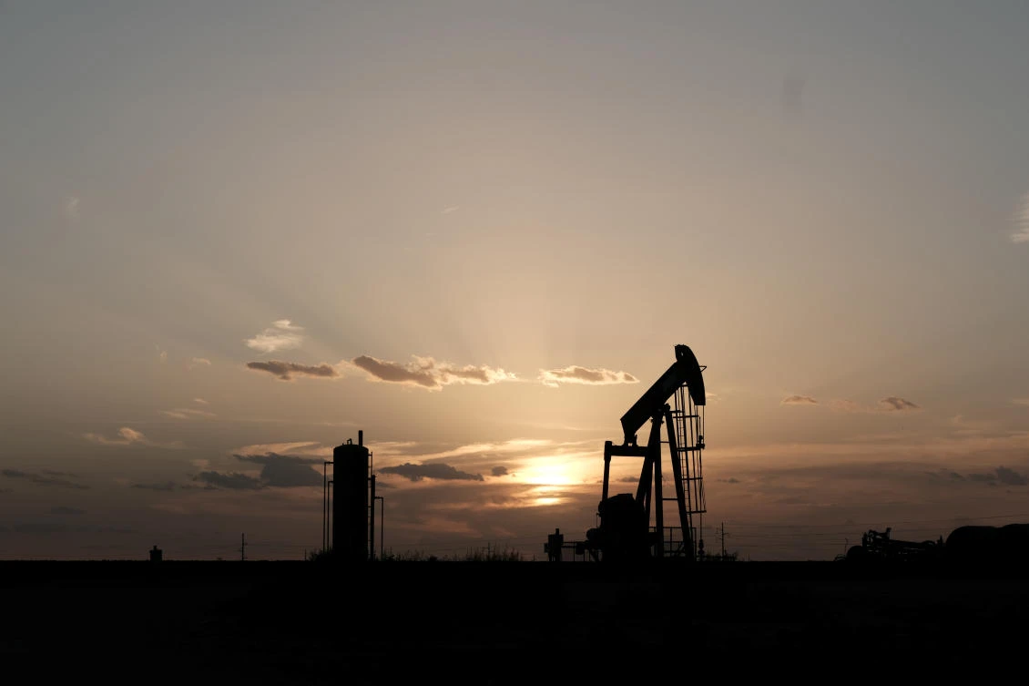 In the US, drilling companies cut the number of operating oil rigs for a third week in a row last week. (Reuters)