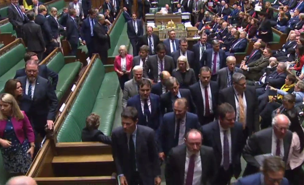 Johnson suspends UK Parliament after latest Brexit defeat