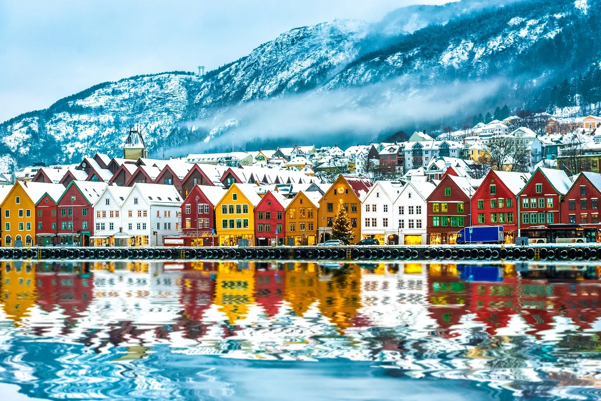 Get planning that all-important vacation now. (Shutterstock)