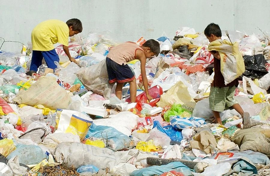 Food-for-trash swap is teaching people how to properly dispose of their waste. (File/AFP)