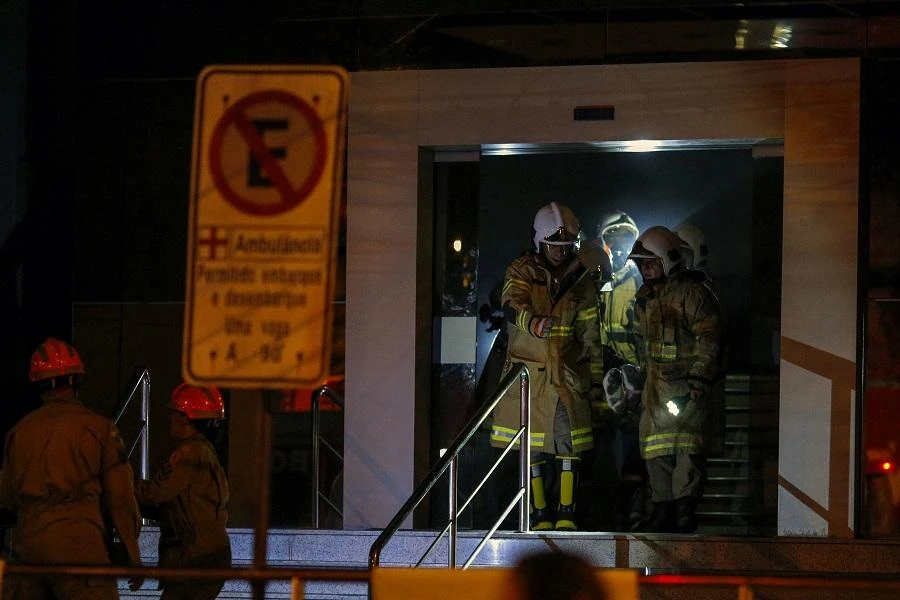 At least 11 dead in Rio hospital blaze