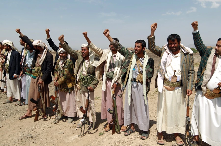 The Arab coalition has called on the international community to pressure the Houthi militia to reveal the whereabouts of the disappeared. (File/AFP)