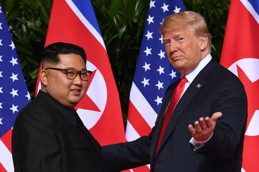 Kim Jong Un invites Trump to Pyongyang