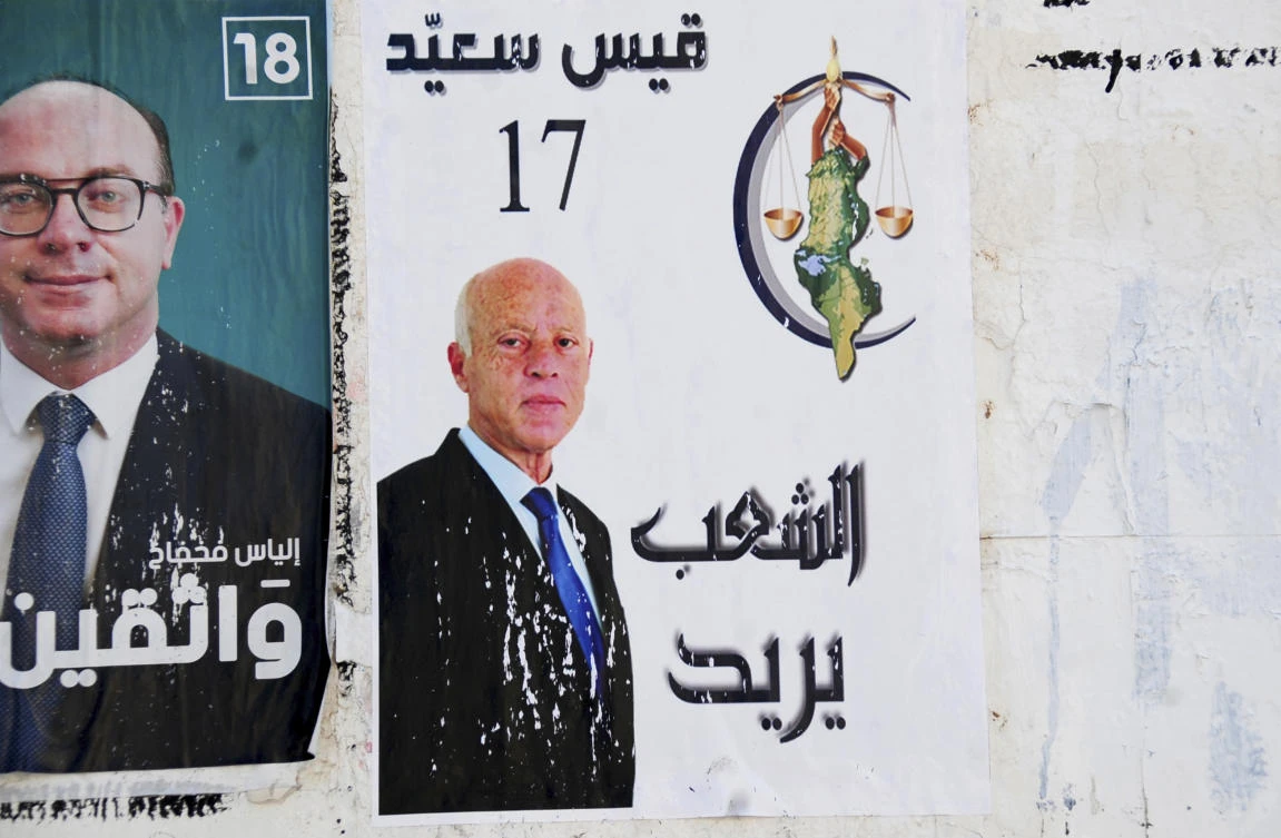 Outsider leads after divisive Tunisia presidential poll