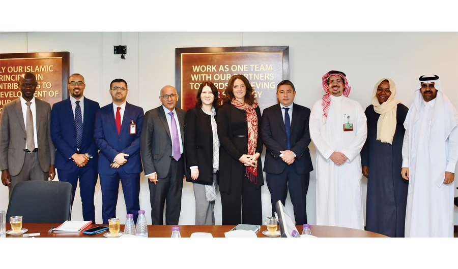 Ayman Amin Sejiny, CEO of ICD; Samir Suleymanov, director strategic initiatives, World Bank; and Wendy Teleki, head of We-Fi secretariat; with others at the ICD premises in Jeddah.