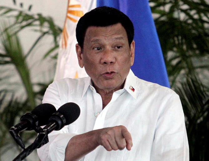 President Rodrigo Duterte has been attracting small creatures while lashing out at his critics. (REUTERS/Lean Daval Jr./File Photo)