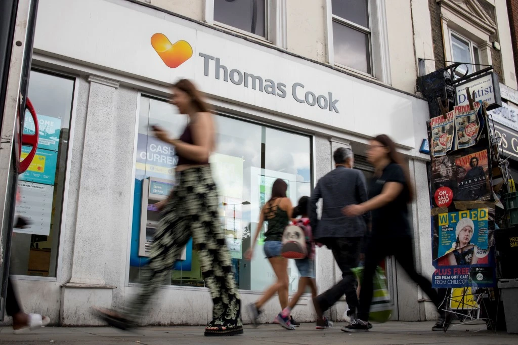 UK plans to fly 135,300 people back after Thomas Cook collapse