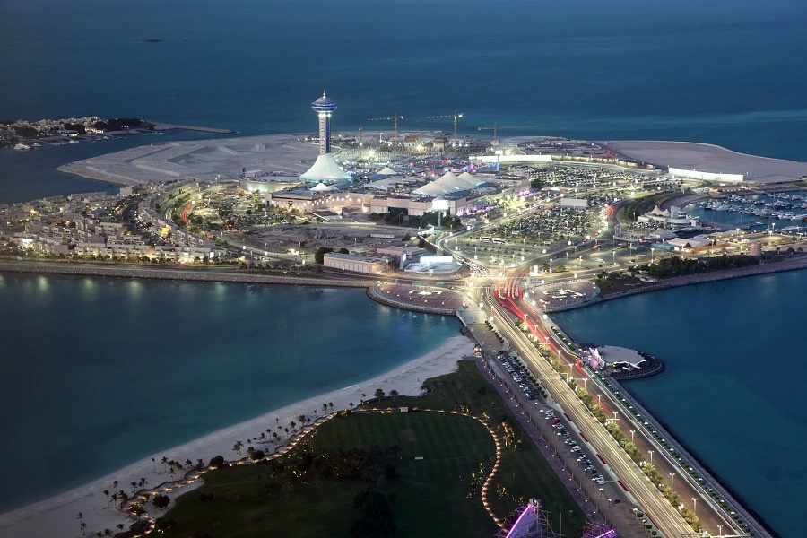 The newly named King Salman bin Abdulaziz Al Saud Street runs from Abu Dhabi’s corniche to the popular marina area. (File/ Shutterstock)