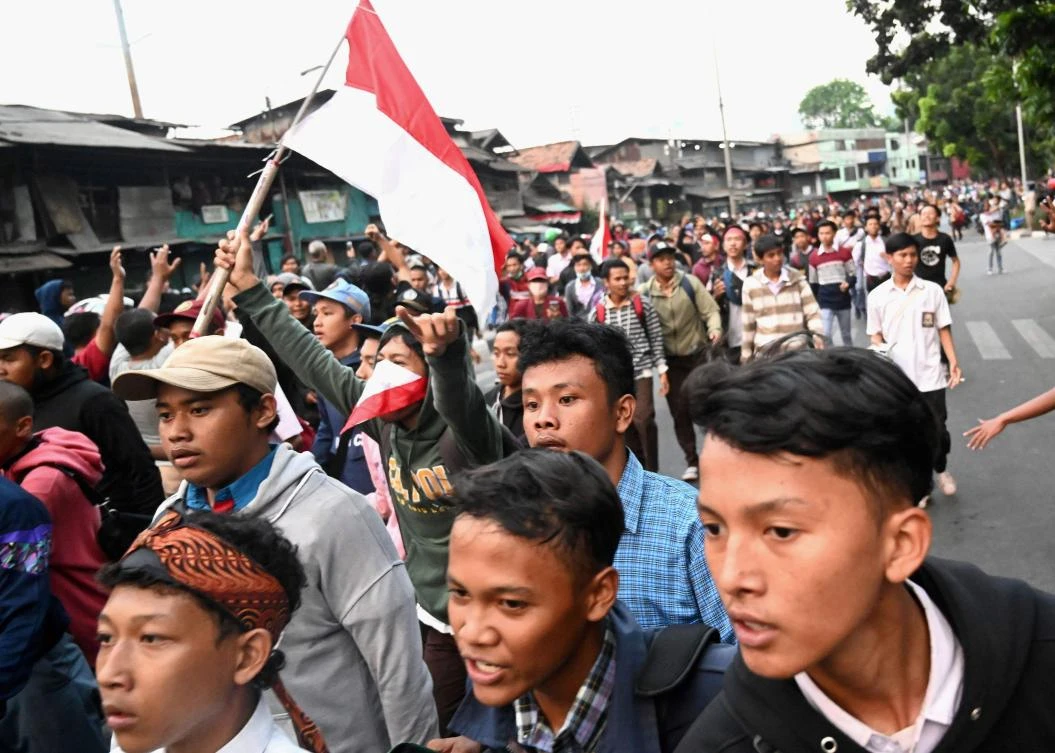 Indonesia students rally again to protest major changes to laws