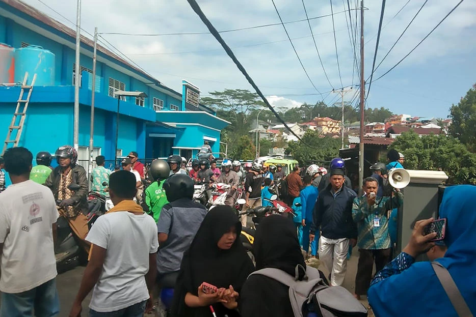 Earthquake shakes eastern Indonesia, damage being evaluated