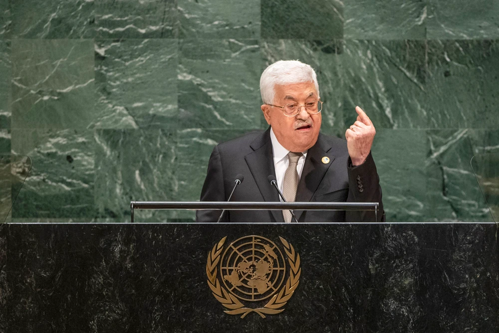 Palestinian President Abbas calls for renewed peace negotiations with Israel