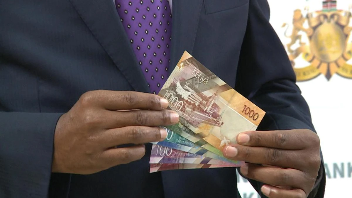 Kenyans were given to September 30 to exchange their old bills at the bank or be stuck with bundles of useless cash. (AFP)
