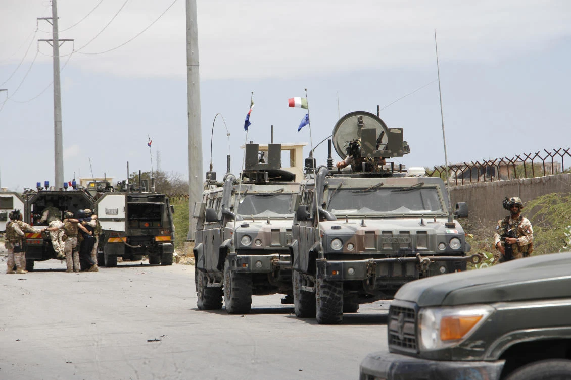 Twin Somali attacks hit American special forces base, Italian convoy