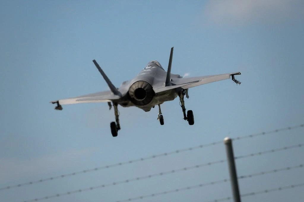 A Lockheed Martin F-35 fighter jet lands at the Payerne Air Base in Switzerand during flight and ground tests in this June 7, 2019 file photo. (AFP)