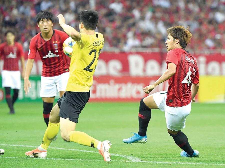 Urawa’s twin rockets shoot down Cannavaro’s Guangzhou
