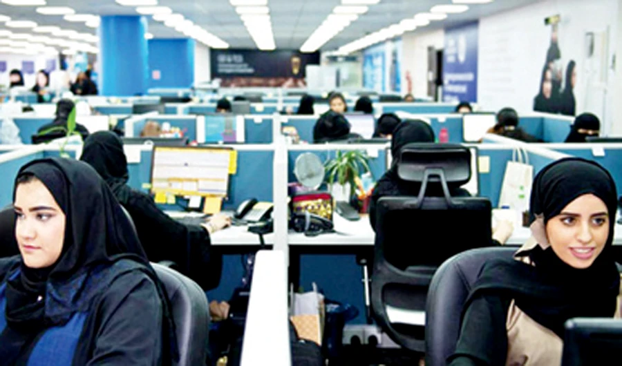 Saudi Labor Ministry acts against bad behavior at work