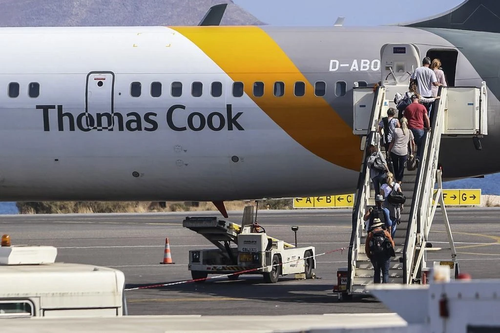 Airline bankruptcies surge, leaving rivals vying for planes