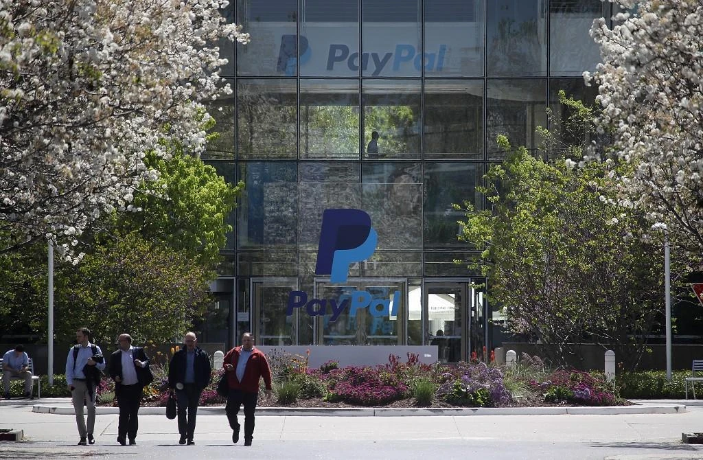 PayPal becomes first member to exit Facebook’s Libra Association