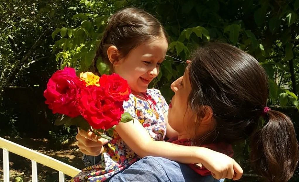 Anguish for jailed UK-Iranian mum at sending daughter to Britain