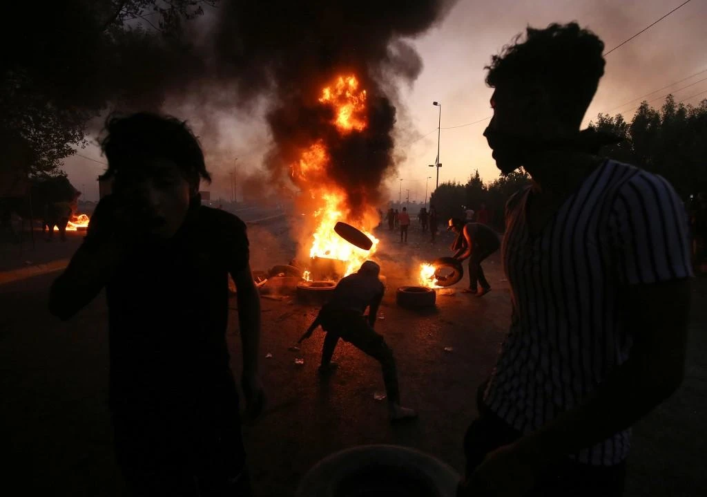 More die as Iraq spirals into chaos
