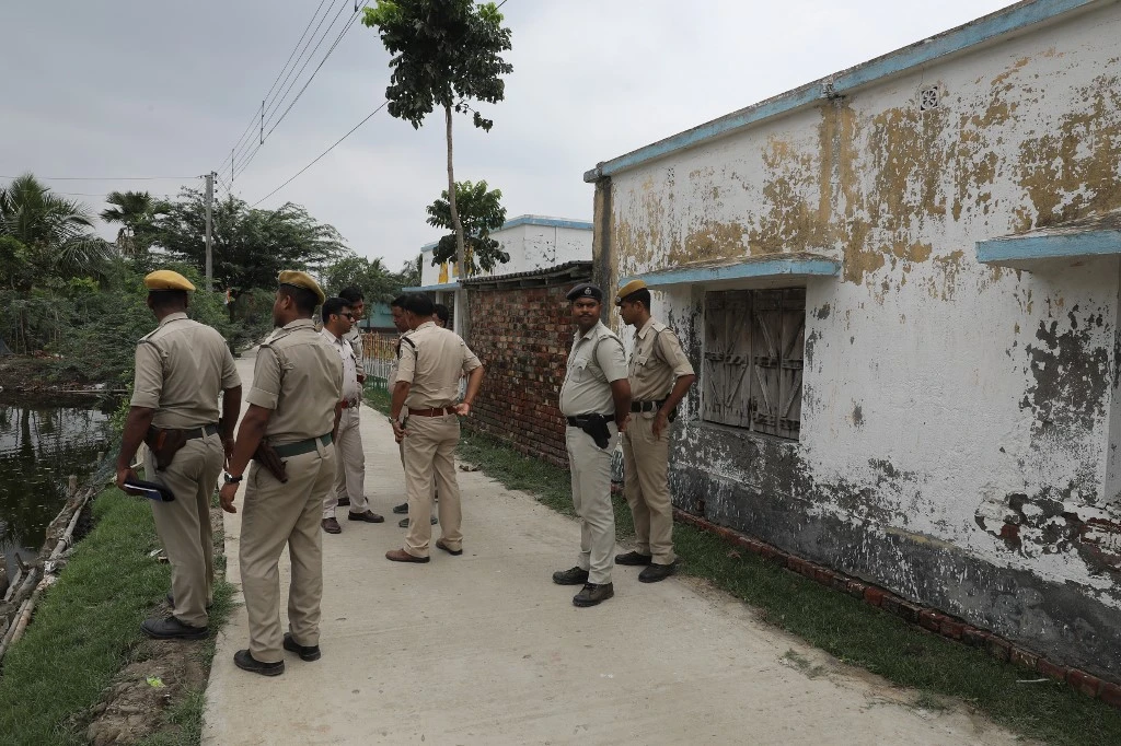 Indian police detain woman accused of poisoning husband’s family of 6