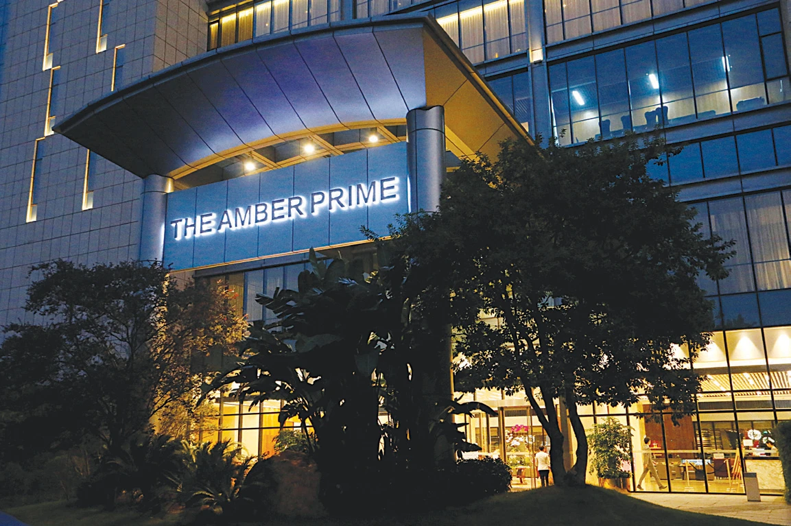 Huawei’s side businesses keep it all in the family