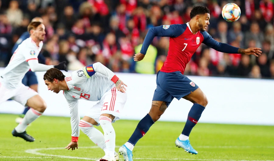 Spain looking for a partner for Ramos in defense