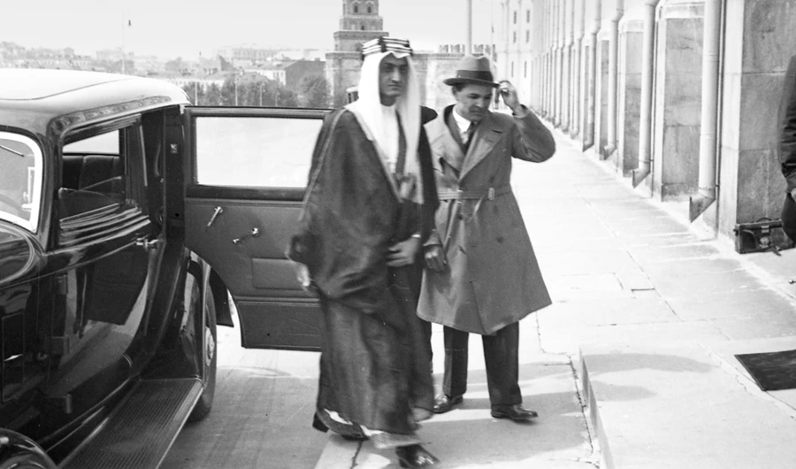 KSA library exhibits documents on Saudi-Russian ties