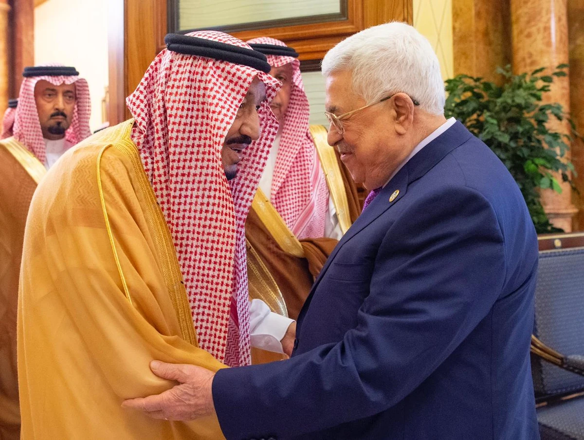 Saudi Arabia’s King Salman met with Palestinian President Mahmoud Abbas in the capital Riyadh. (SPA)