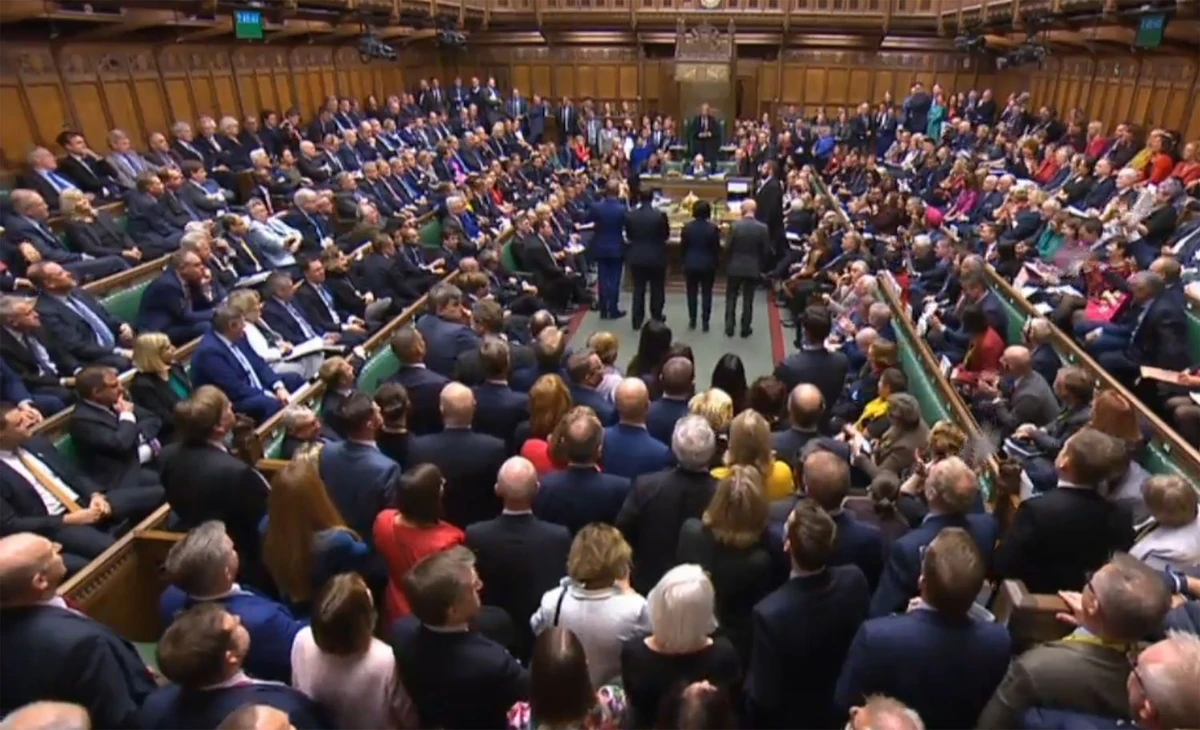 Labour Party MP Thangam Debbonaire, Labour Party MP Matt Western, Conservative MP Stuart Andrew and Conservative MP Iain Stewart prepare to deliver the result of the vote on an amendment brought by expelled Conservative MP Oliver Letwin to a motion on the vote on the Brexit deal in the House of Commons on Oct. 19, 2019. (AFP)