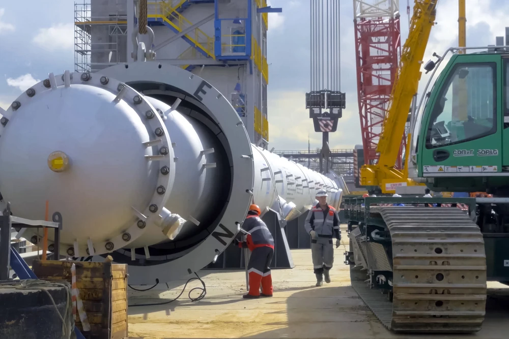 Russia blames missed oil target on rise in gas condensate output