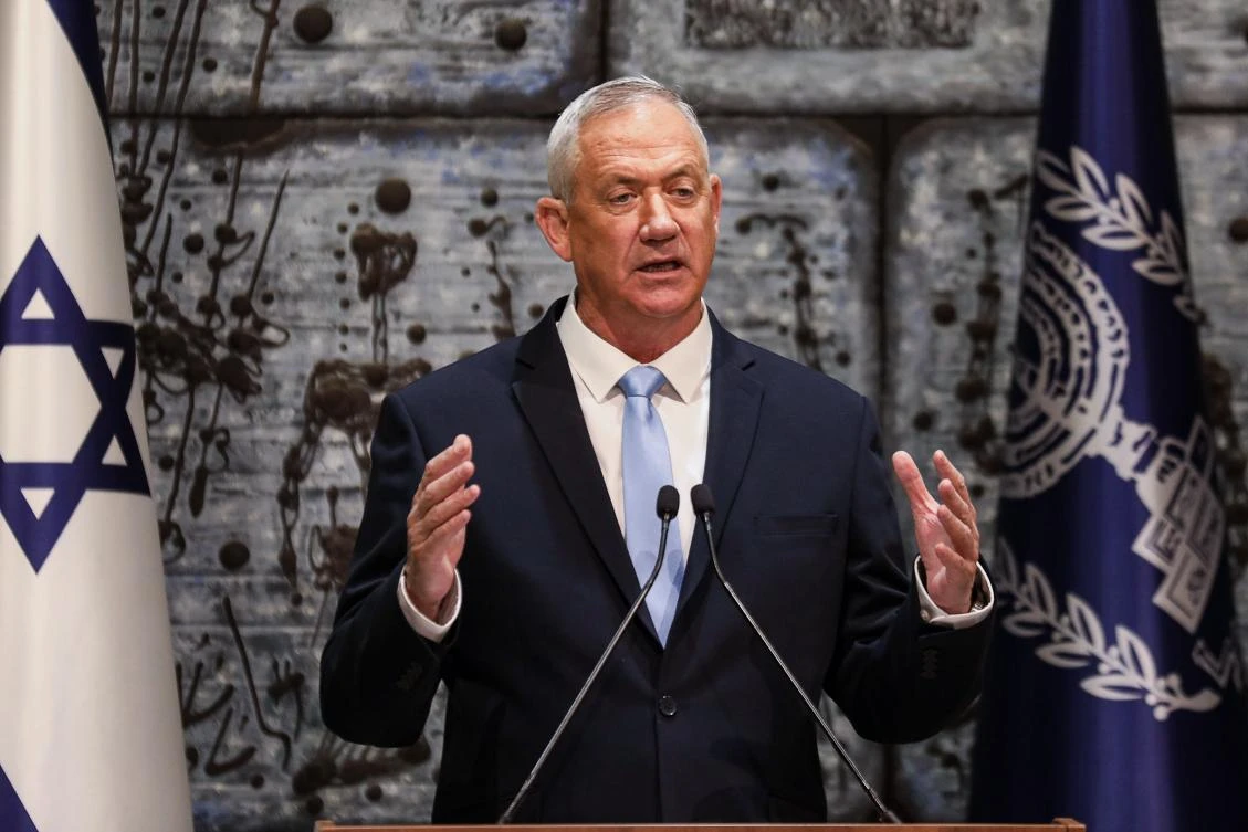 Gantz meets Netanyahu for Israeli coalition talks