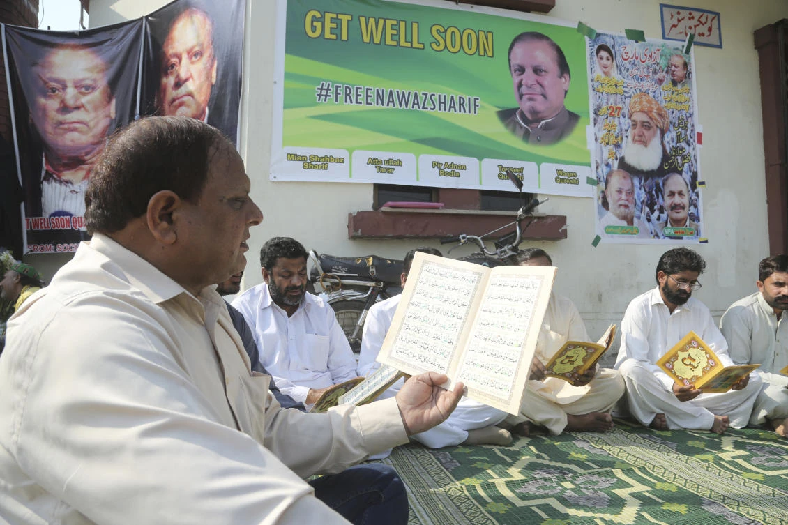 Pakistan’s former PM Nawaz Sharif fighting for life: doctor