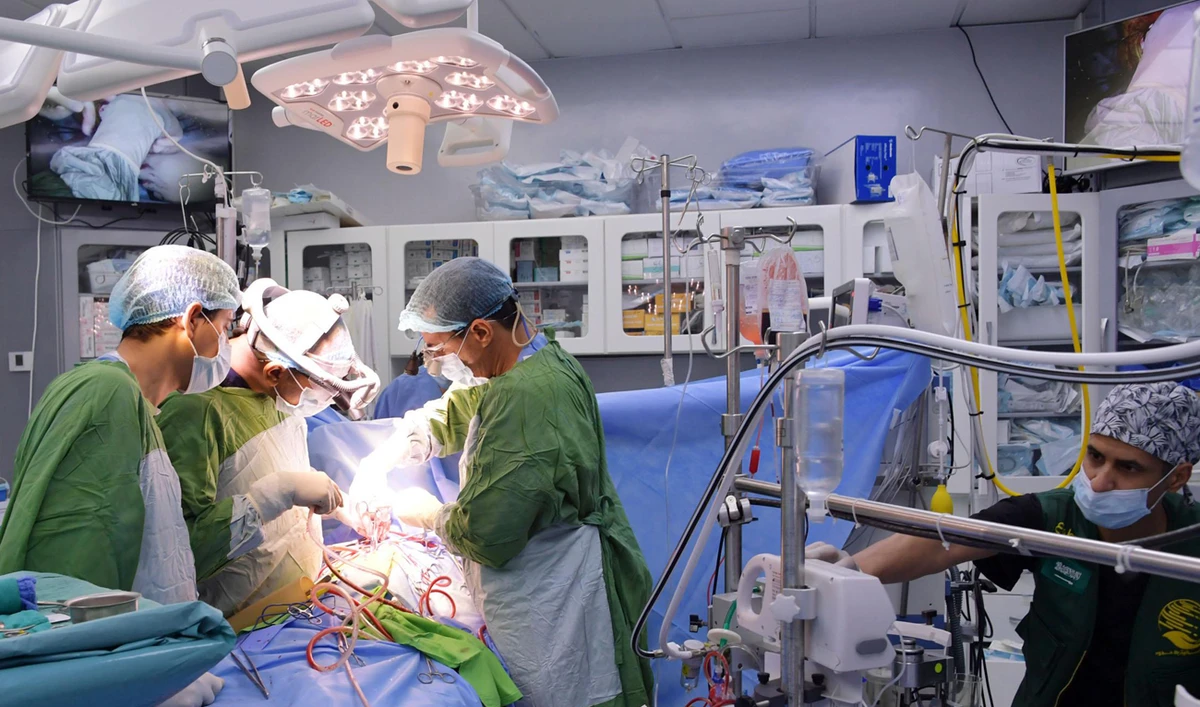 Sixty-nine children from different governorates in Yemen will undergo the surgeries. (File/SPA)