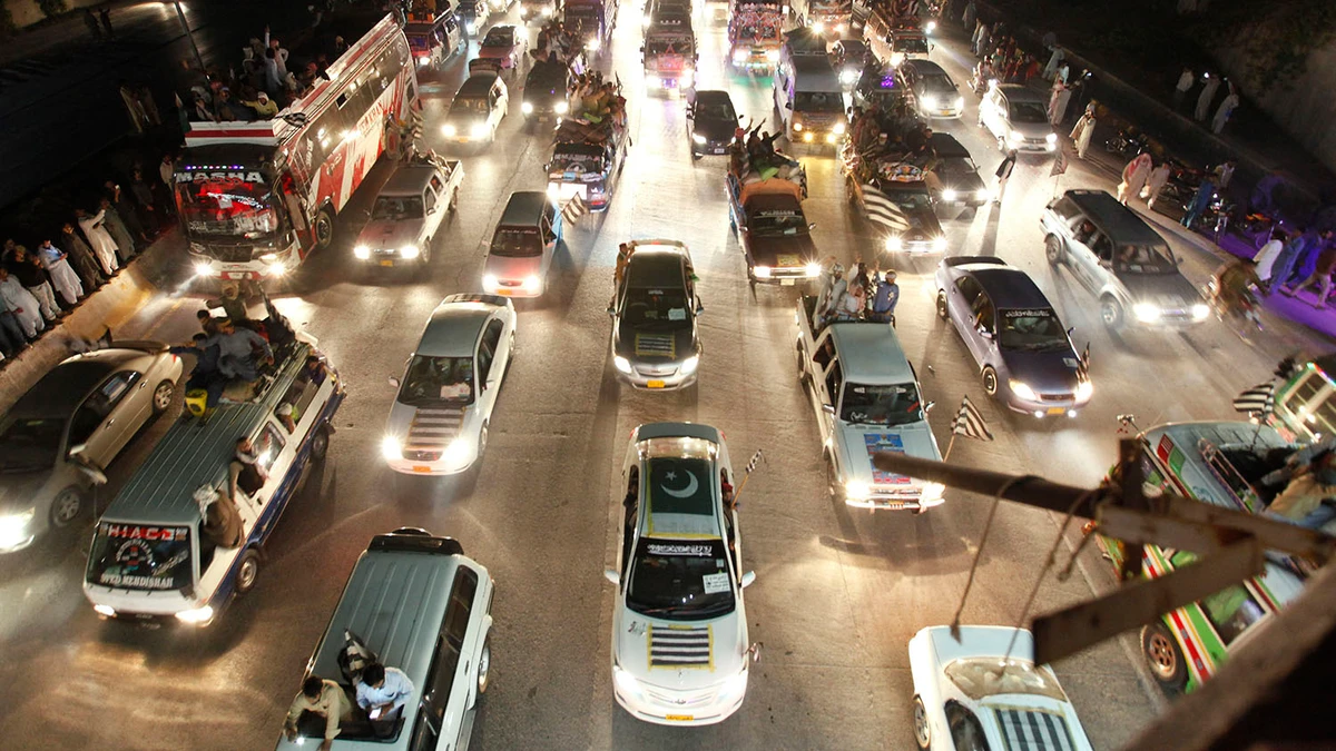 JUI-F protest caravan reaches Islamabad for anti-government rally tomorrow