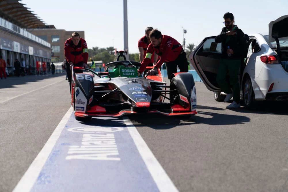 Images of preparations ahead of the Formula E Diriyah E-Prix in Riyadh, Saudi Arabia and action from day one of racing. (Photos: Ziyad Alarfaj)