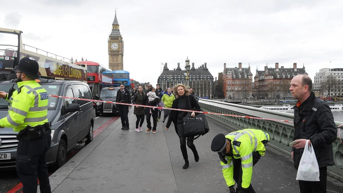 The aftermath of the March 22 terrorist attack on Westminster Bridge in London. (File photo: Reuters)