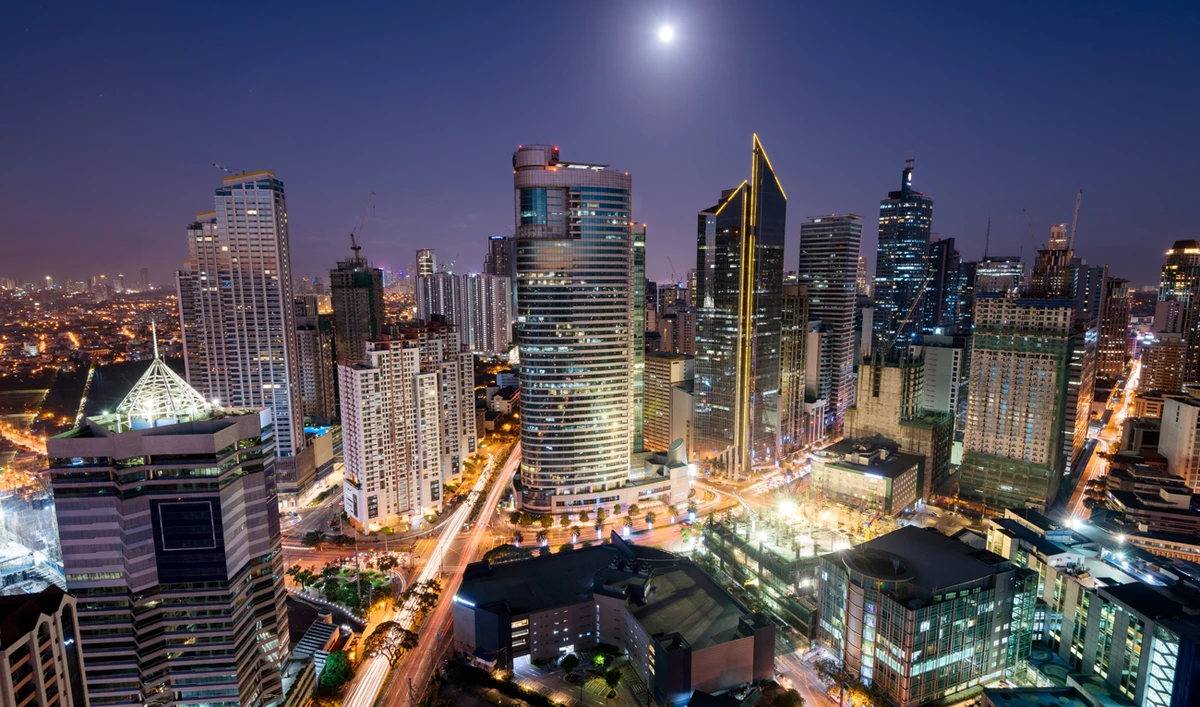 New rules allowing for the expansion of the Islamic banking system by end of year. (Shutterstock)