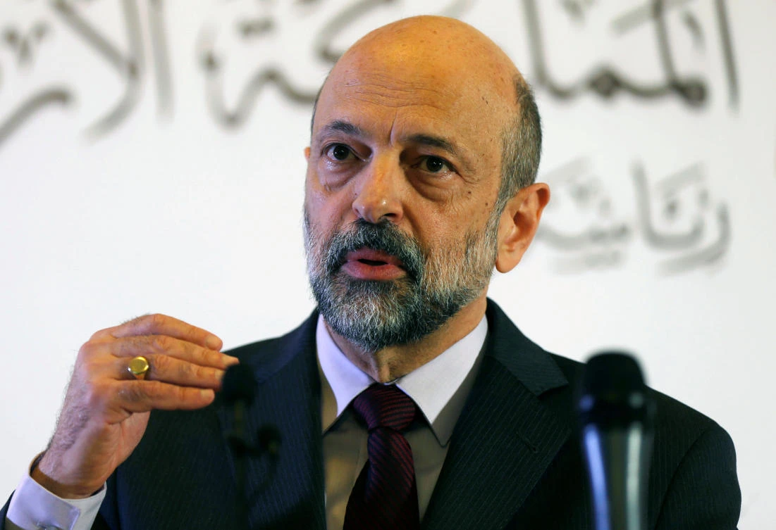 Jordan's Prime Minister Omar al-Razzaz speaks to the media during a news conference in Amman, Jordan April 9, 2019. (Reuters)