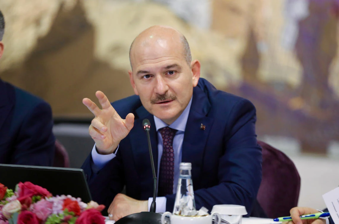 Interior Minister Suleyman Soylu said Turkey had 1,200 foreign Daesh fighters in custody, and had captured 287 during its recent operation in northern Syria. (Reuters)