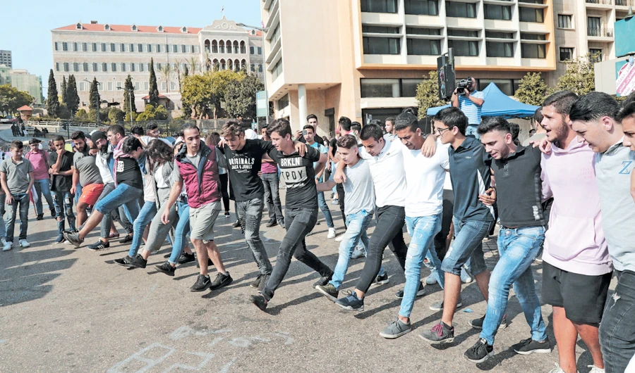 Lebanese fear economic chaos