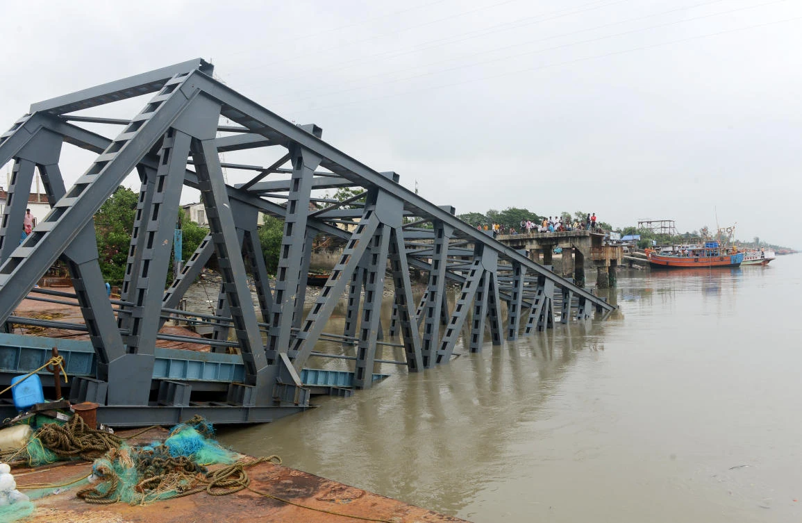 A collapsed jetty is pictured in Hatania Doania river after cyclone Bulbul hit the area in Namkhana, in the eastern state of West Bengal, India, November 10, 2019. (Reuters)