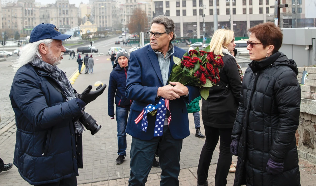 After US Energy Secretary Rick Perry, center — seen here with former ambassador to the Ukraine Marie Yovanovitch — proposed political backer Michael Bleyzer, left, as an adviser to the Ukraine’s president, Bleyzer secured a potentially lucrative energy deal from the Ukrainian government, according to press reports. (AP)