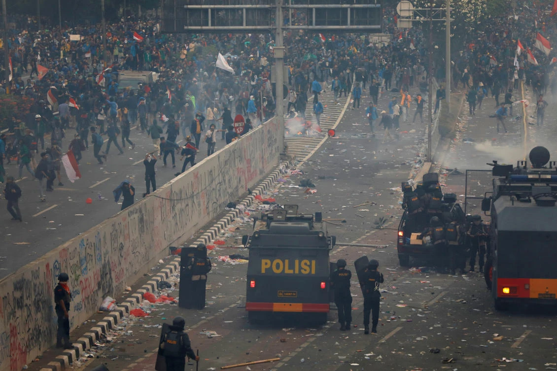 Police stations have been frequent targets for radicals in the world’s biggest Muslim majority nation. (Reuters)