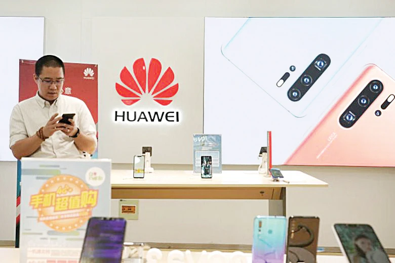 The US Commerce Department is also considering whether to grant individual licenses for US firms to sell components to Huawei after receiving more than 200 requests. (Reuters)