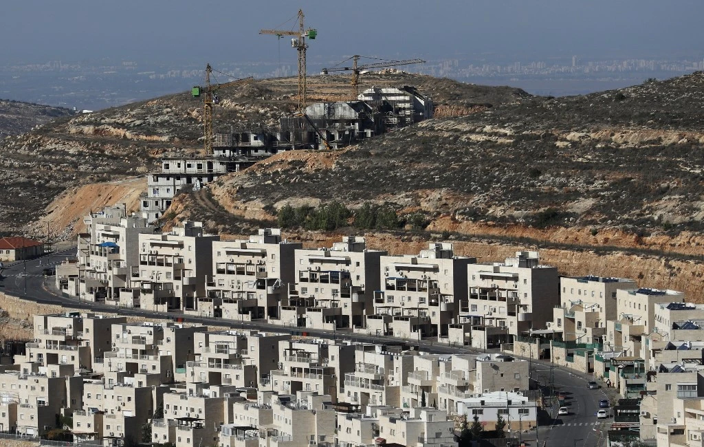 Above, the Israeli settlement of Givat Zeev, near the Palestinian city of Ramallah in the occupied West Bank. (AFP)
