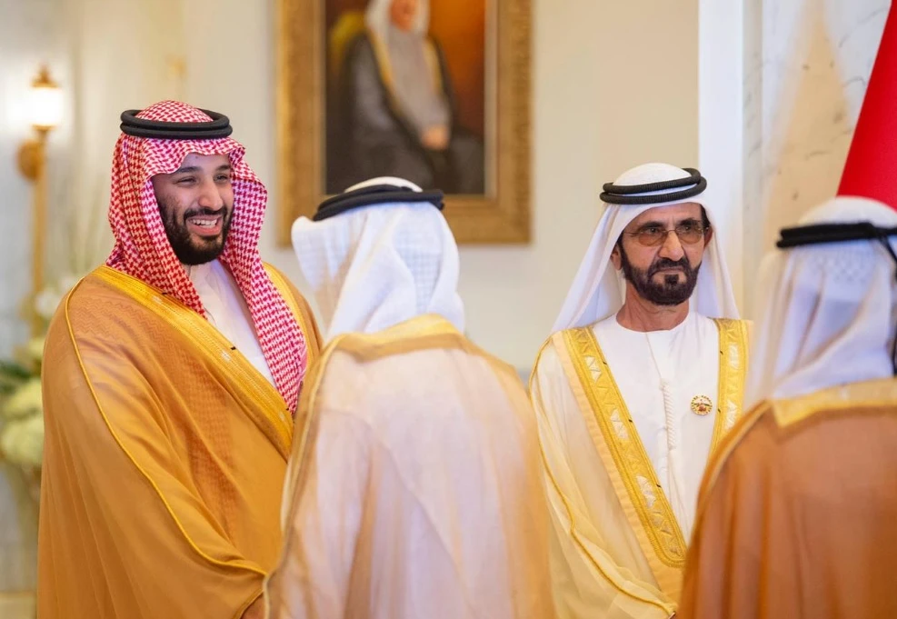 Saudi Crown Prince Mohammed bin Salman meets Dubai ruler Sheikh Mohammed bin Rashid Al-Maktoum on Thursday. (SPA)