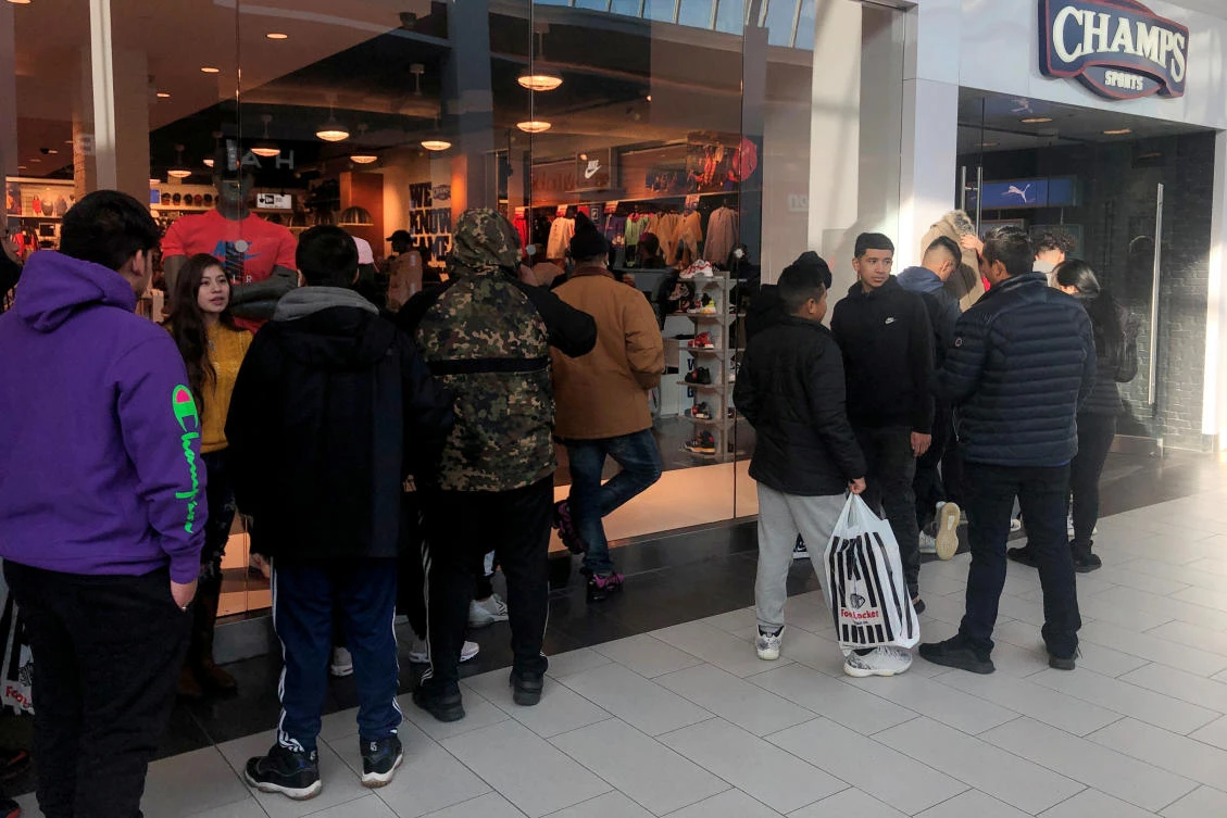 Black Friday sees fewer shoppers in US stores as spending moves online